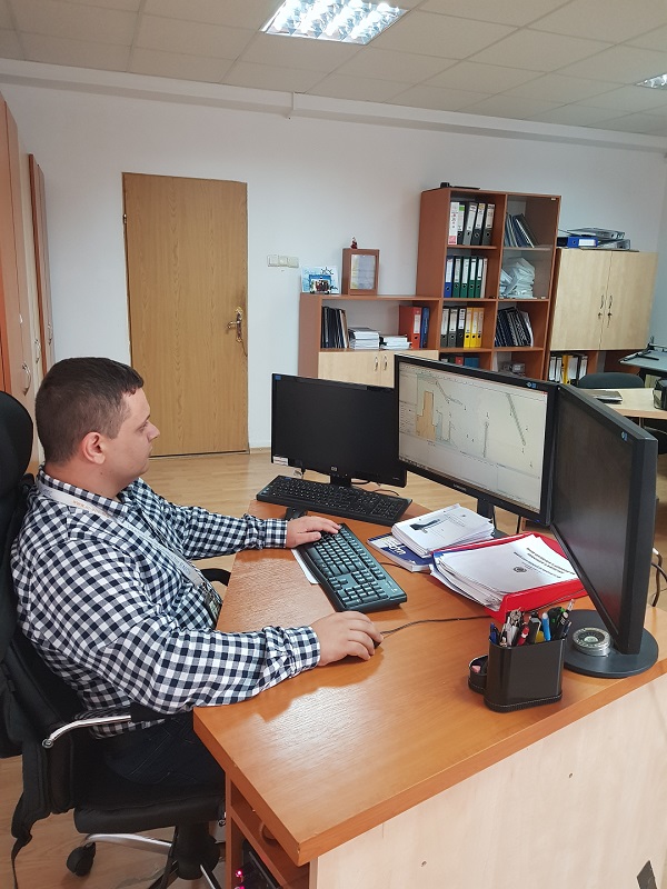 Redactarea unei hărți electronice de navigație